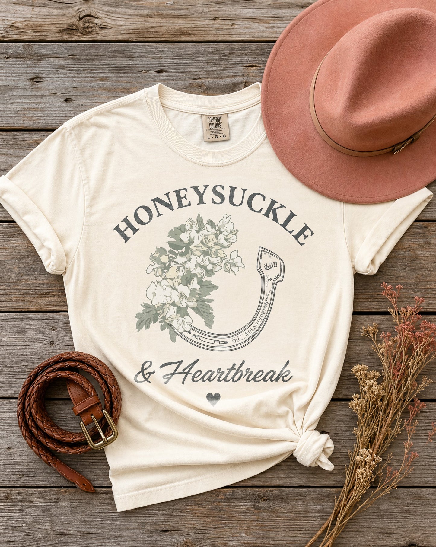 ivory_flat_lay_001