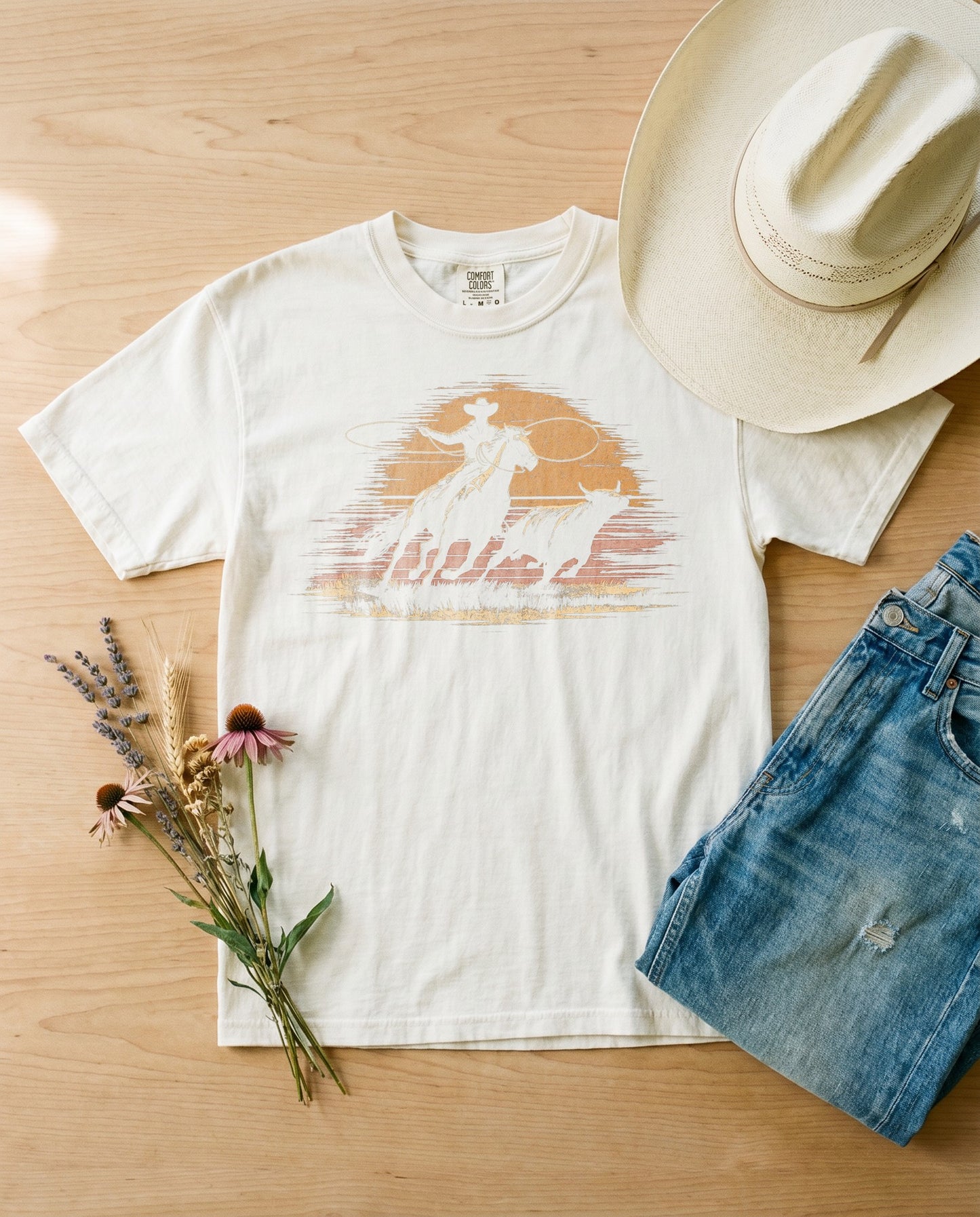 ivory_flatlay_001