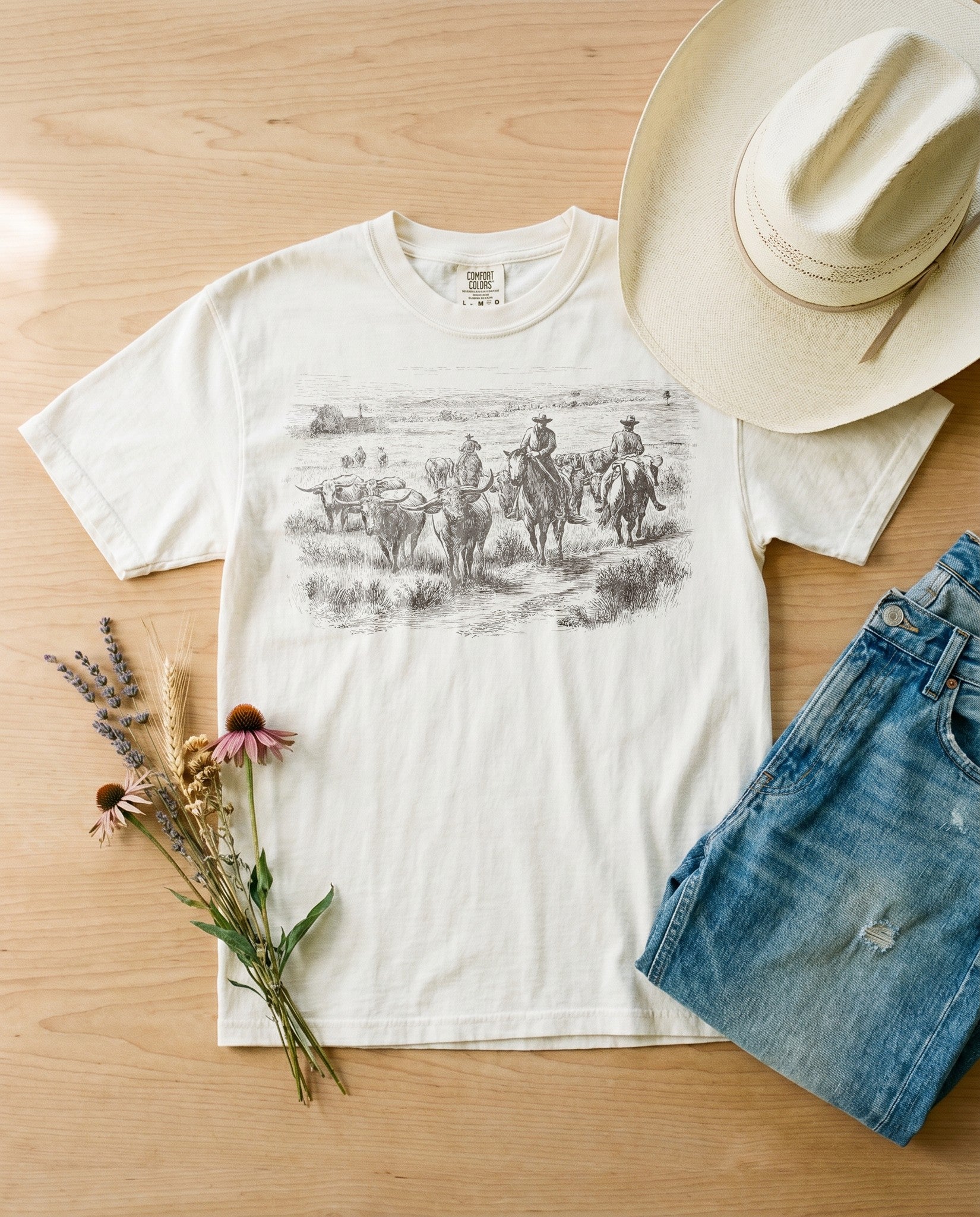 ivory_flatlay_001